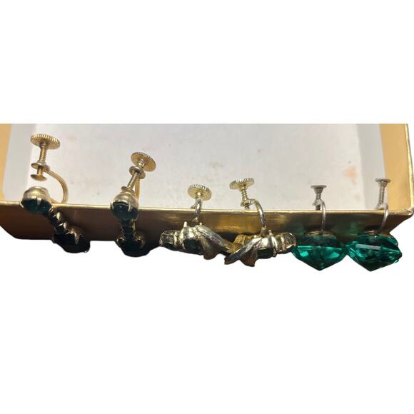 Set of 3 Vintage Earrings in Green - Picture 3 of 3